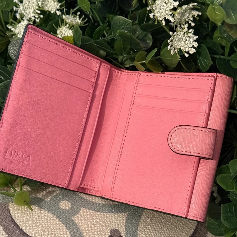 Furla Babylon S Compact Wallet – Blush Pink Textured Leather